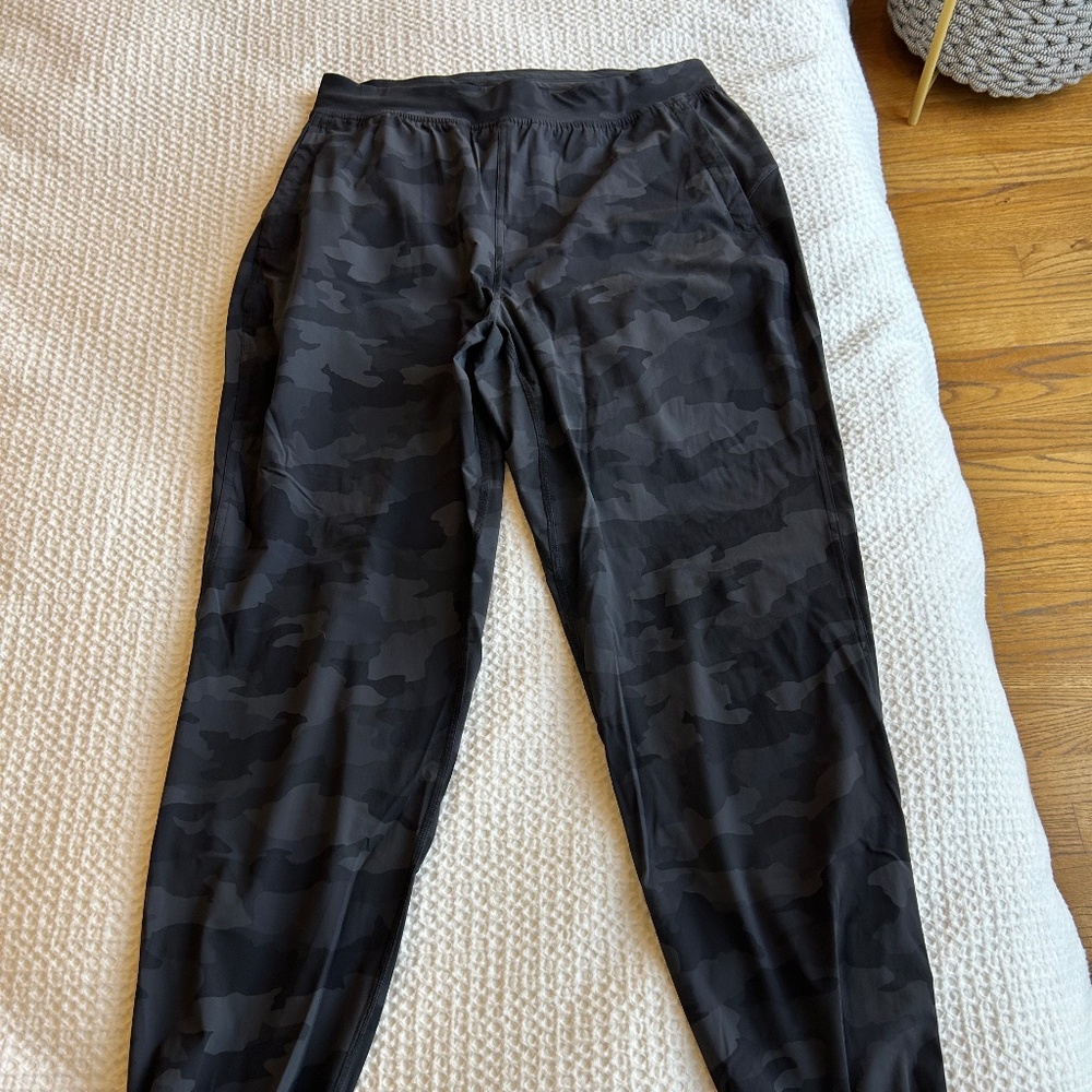 lululemon camouflage jogger